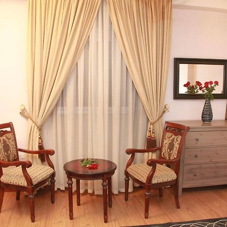 Solmile Family Guest House Adis Abeba Exterior foto