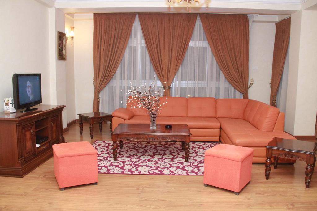 Solmile Family Guest House Adis Abeba Exterior foto