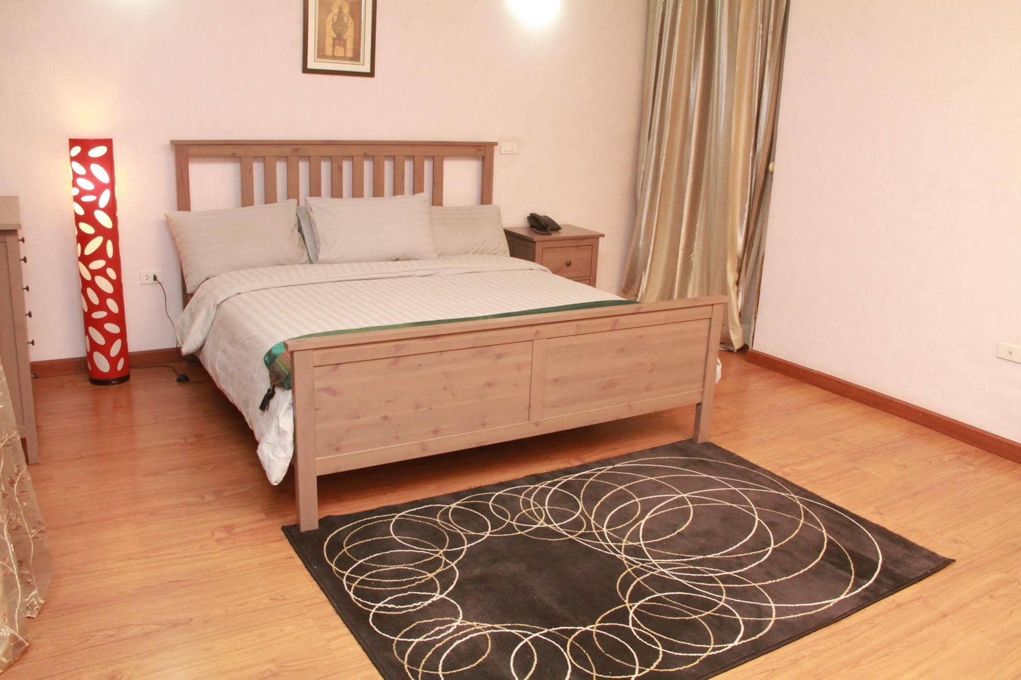 Solmile Family Guest House Adis Abeba Exterior foto